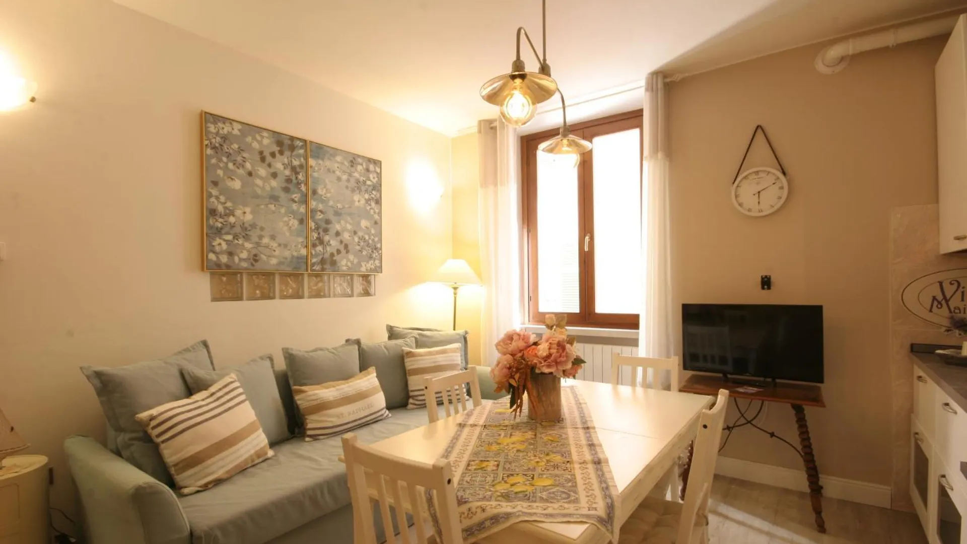 Violetta Maison, Elegante E Romantica A Salo' Apartment 0*, Salo Italy